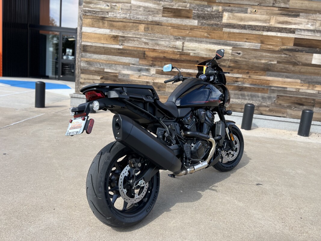 2025 Harley-Davidson Pan America 1250 ST Vivid Black - Photo 8