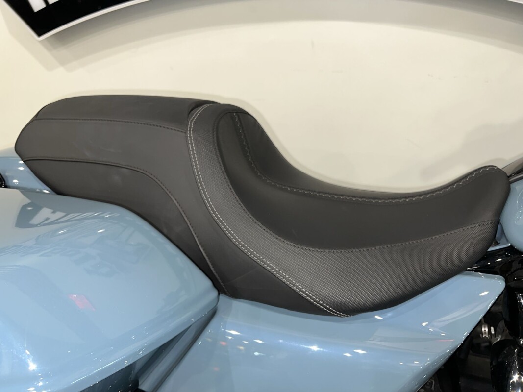 2024 Harley-Davidson Street Glide FLHX - Photo 6