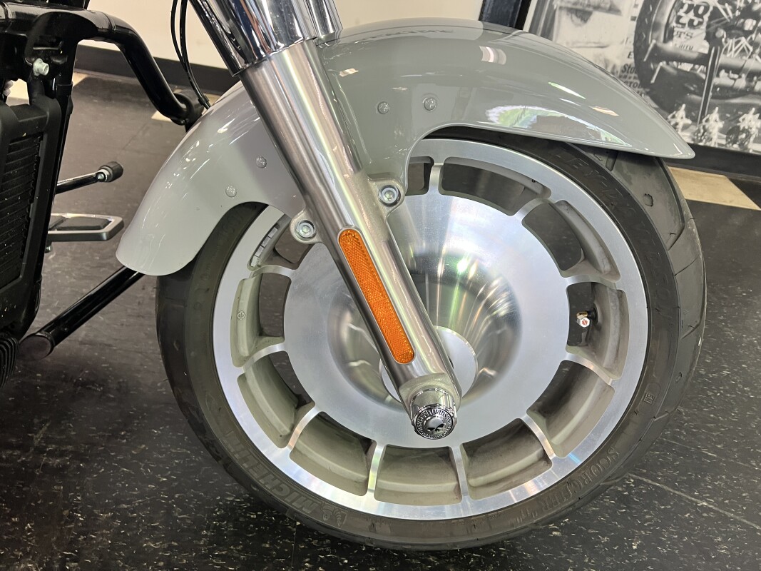 2024 Harley-Davidson Fat Boy 114 Billiard Gray FLFBS - Photo 2