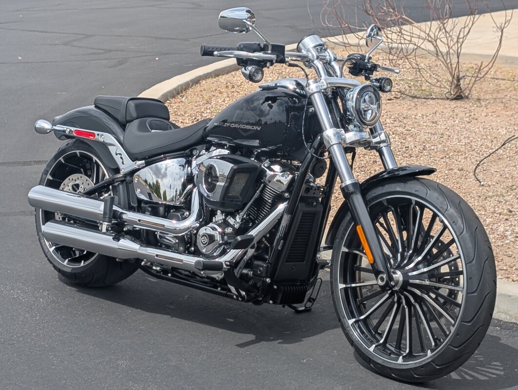 2025 Harley-Davidson Breakout - Photo 3