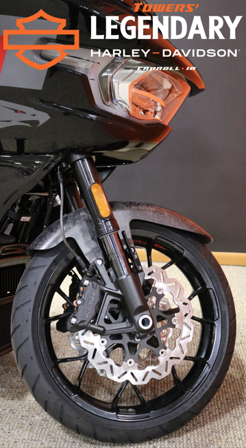 FLTRXSTSE 2025 CVO Road Glide ST - Photo 4