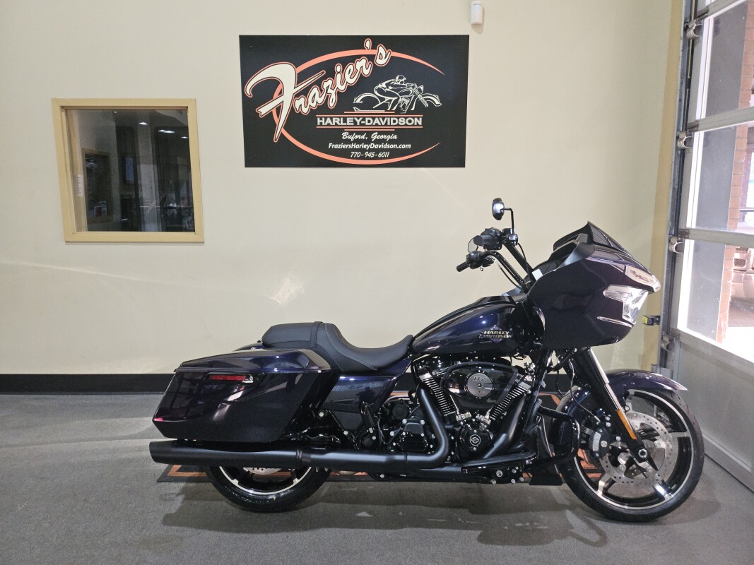 2025 Harley-Davidson Road Glide Mystic Shift - Black Finish