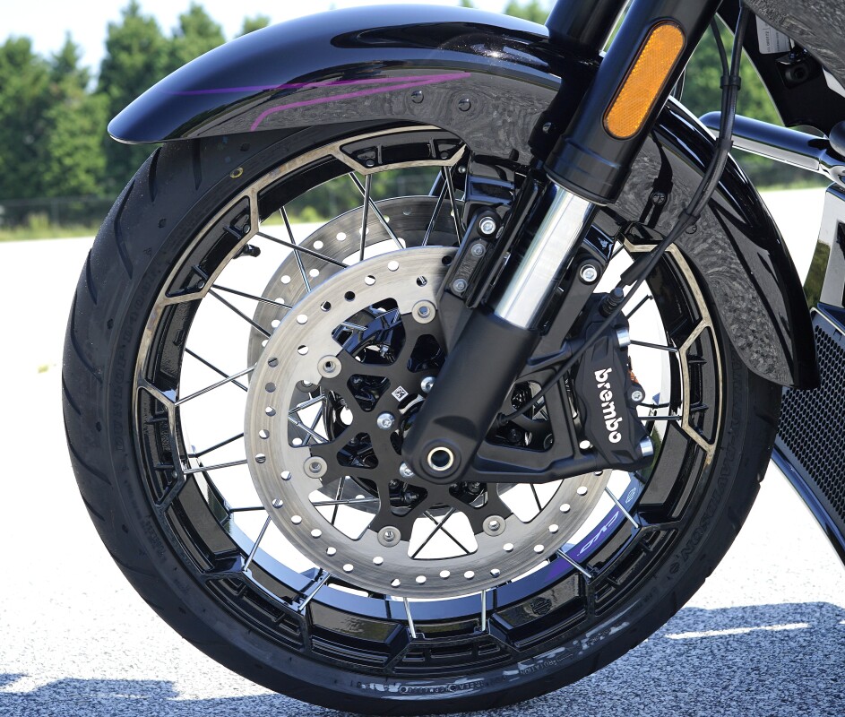 CVO Road Glide - Photo 2