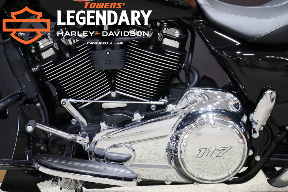 FLHX 2025 Street Glide - Photo 9