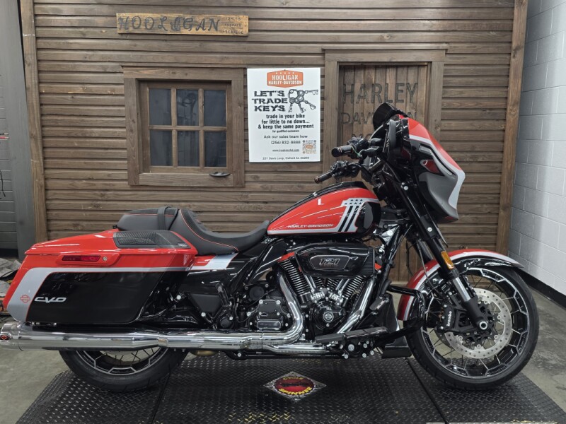 2024 Harley-Davidson® CVO™ Street Glide® LEGENDARY ORNG