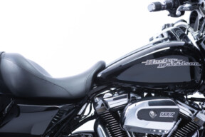 2017 Harley-Davidson<sup>®</sup> Street Glide<sup>®</sup> Special Vivid Black thumb 3