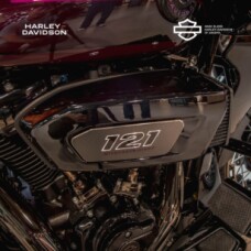 2025 Harley-Davidson® CVO™ Road Glide™ Poison Berry thumb 0