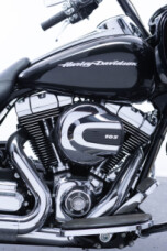 2016 Harley-Davidson<sup>®</sup> Road Glide<sup>®</sup> Special Black Quartz thumb 1