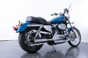 2005 Harley-Davidson<sup>®</sup> Sportster® 1200 Low Blue Steel thumb 1
