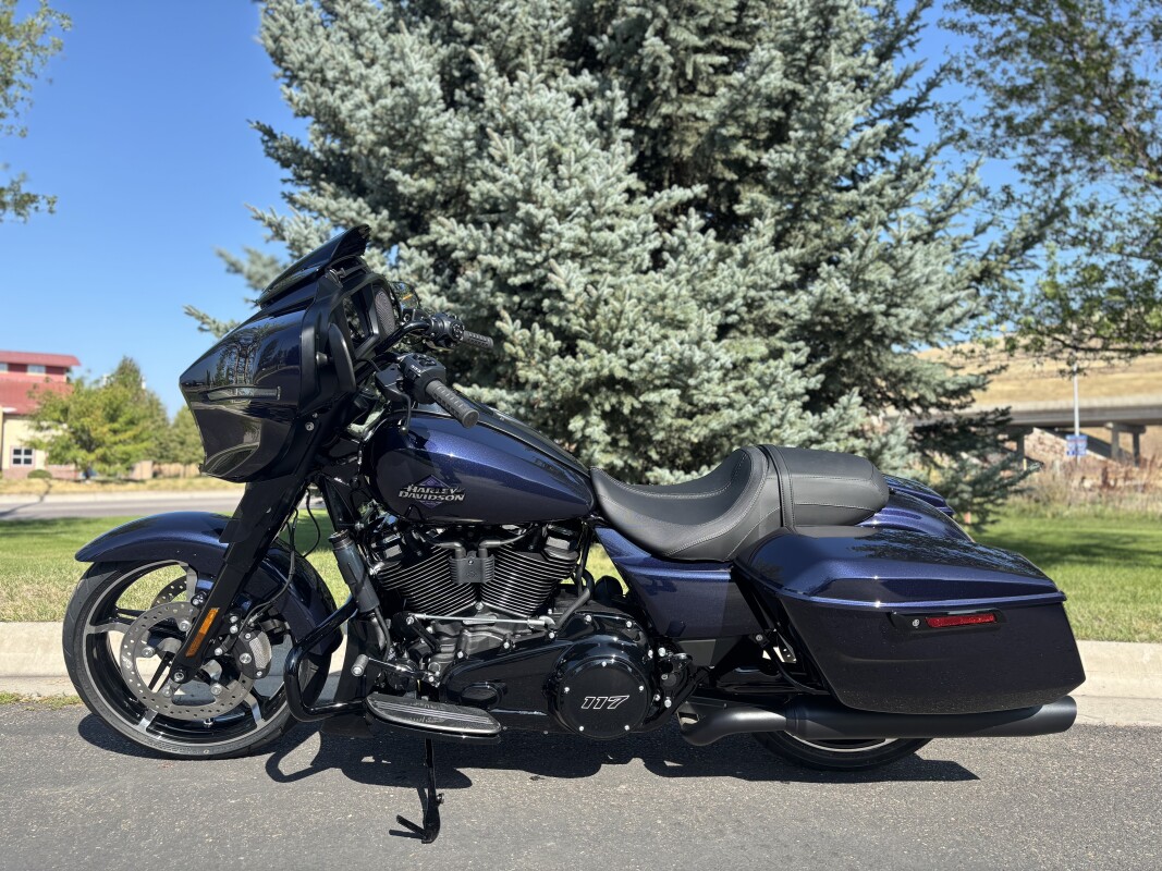 2025 Harley-Davidson Street Glide Mystic Shift - Photo 4