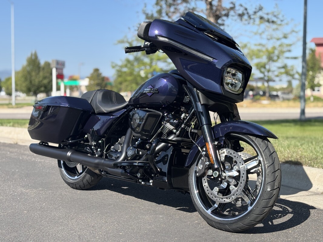 2025 Harley-Davidson Street Glide Mystic Shift - Photo 2