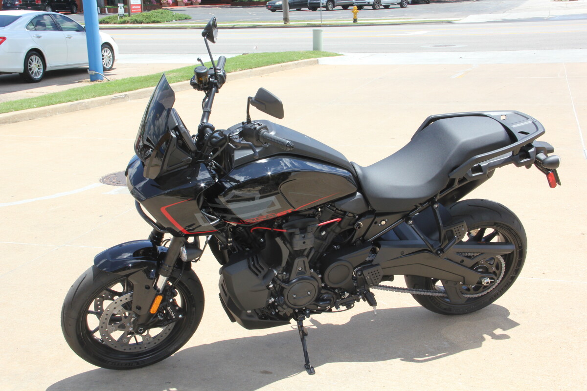 2025 Harley-Davidson Pan America 1250 ST Vivid Black - Photo 6