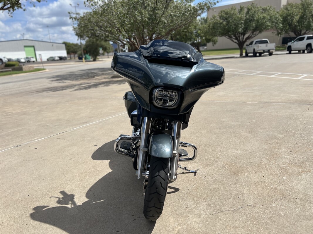 2025 Harley-Davidson Street Glide Iron Horse Metallic - Photo 3