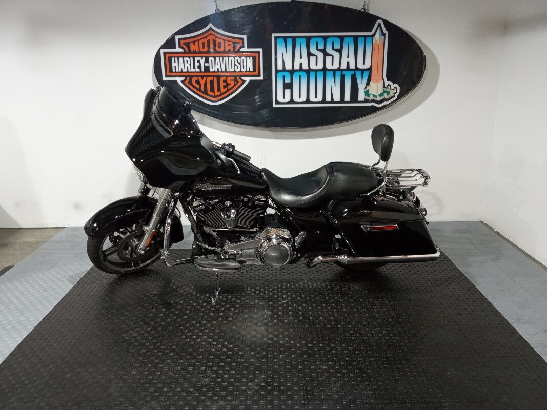 2021 Harley-Davidson Street Glide - Vivid Black - Photo 3