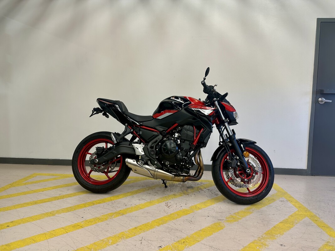 2024 Kawasaki Z650 ABS Candy Persimmon Red/Ebony