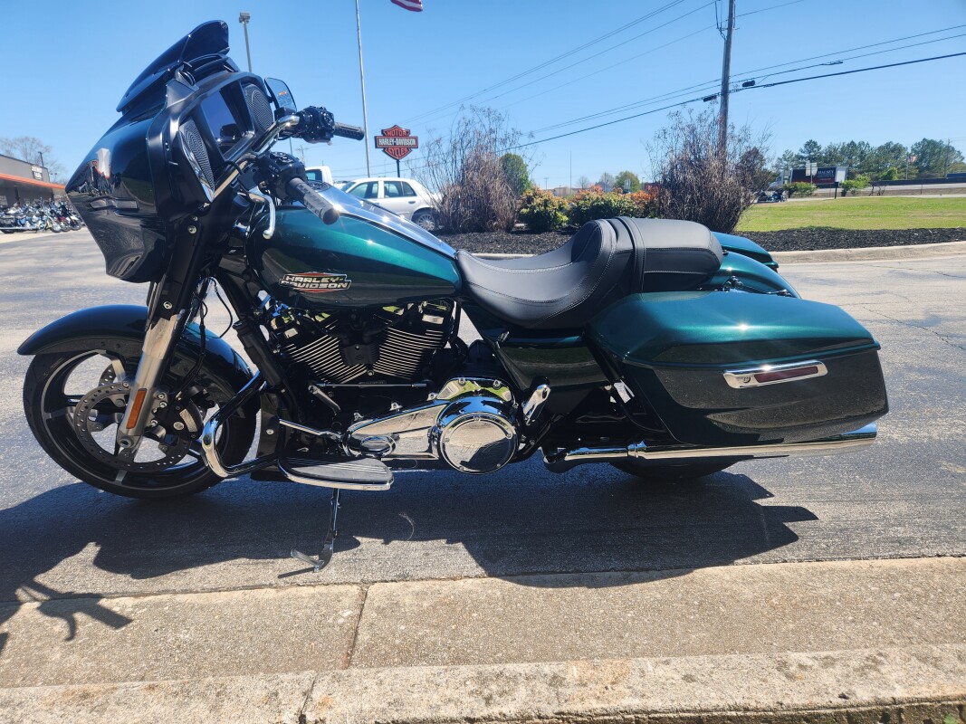 2024 Harley-Davidson Street Glide - Photo 5
