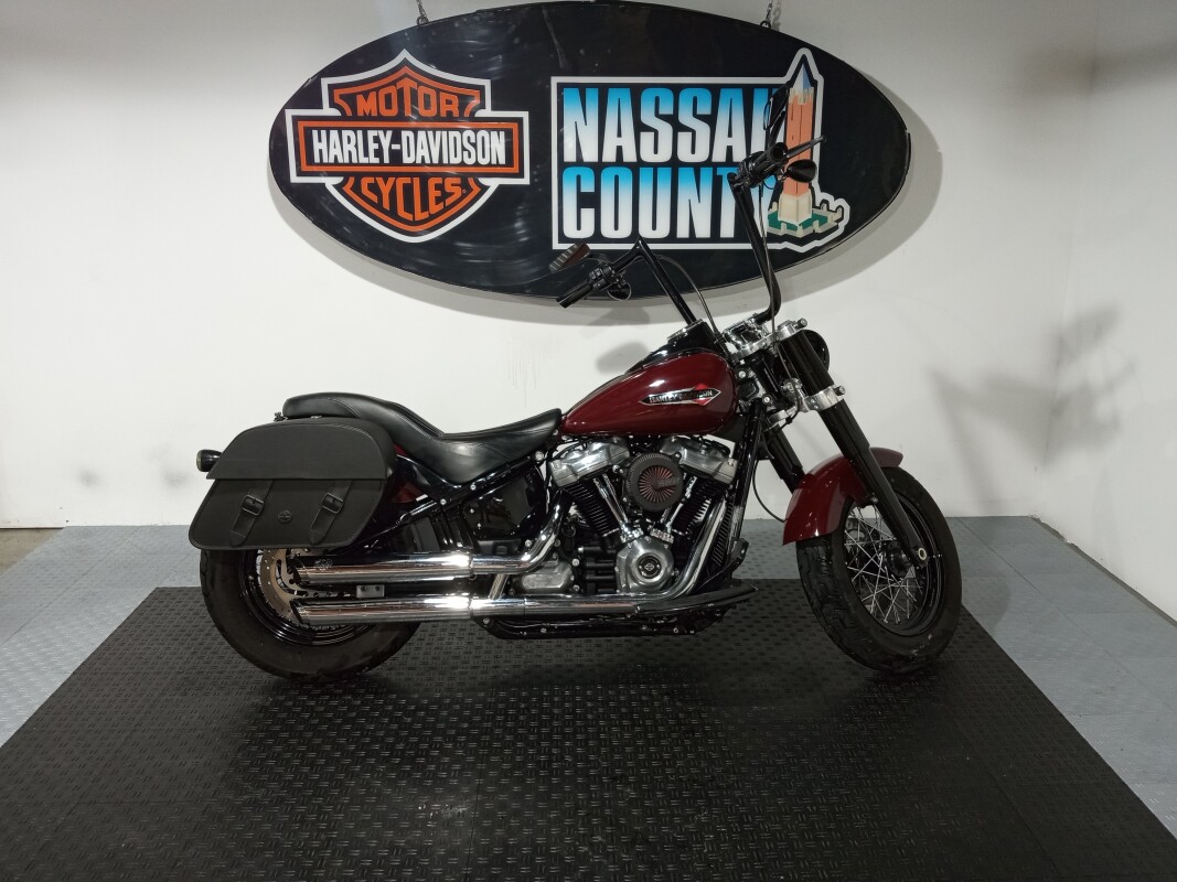 2020 Harley-Davidson Softail Slim - Billiard Burgundy