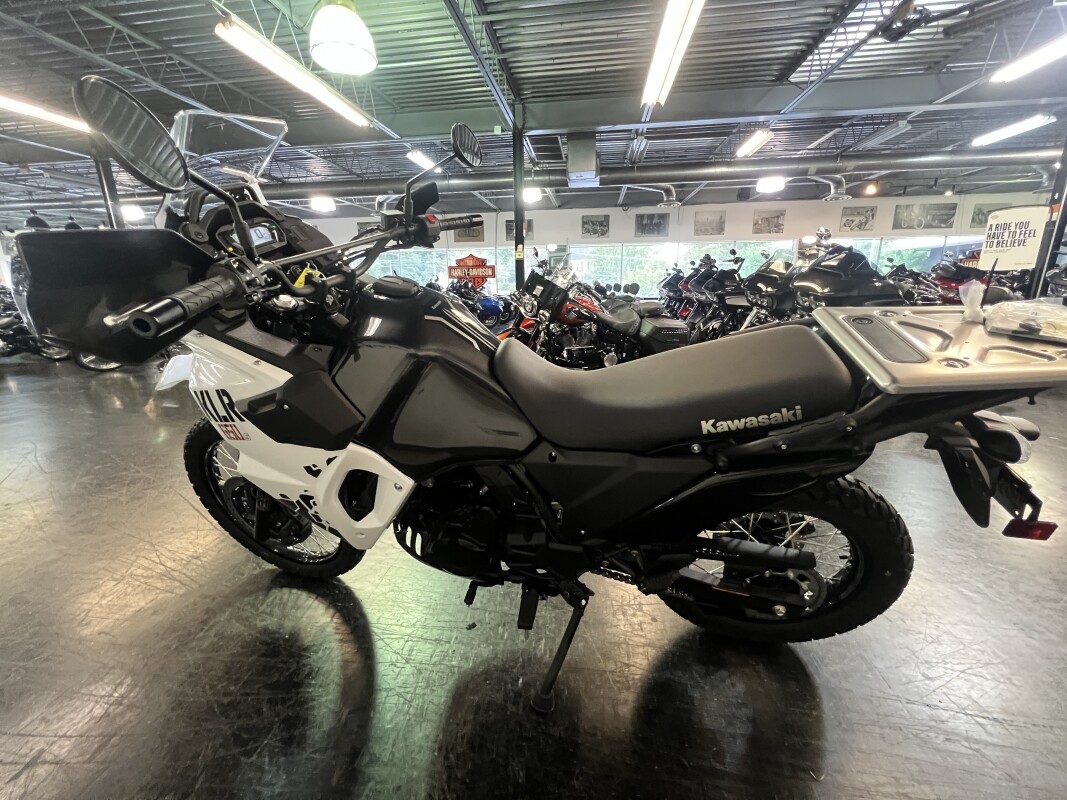 2025 Kawasaki KLR650 Pearl Crystal White/Metallic Carbon Gray KLR650 - Photo 7