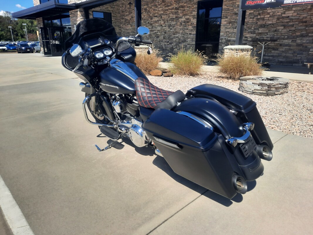 2017 Harley-Davidson Road Glide Special Black Denim - Photo 8