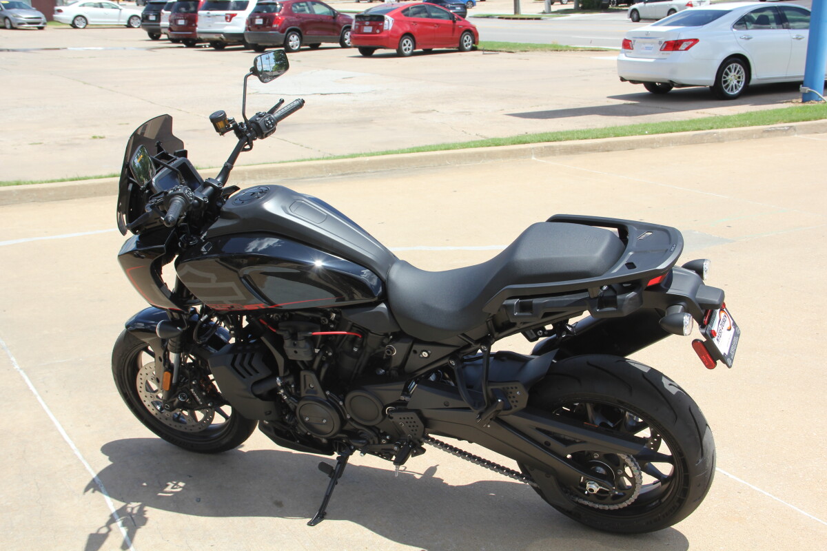 2025 Harley-Davidson Pan America 1250 ST Vivid Black - Photo 7