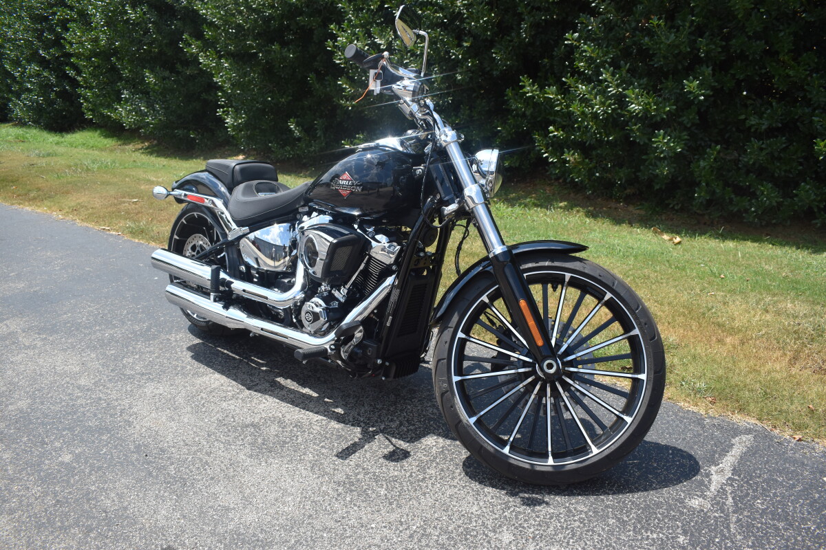 2025 Harley-Davidson Breakout - Photo 2