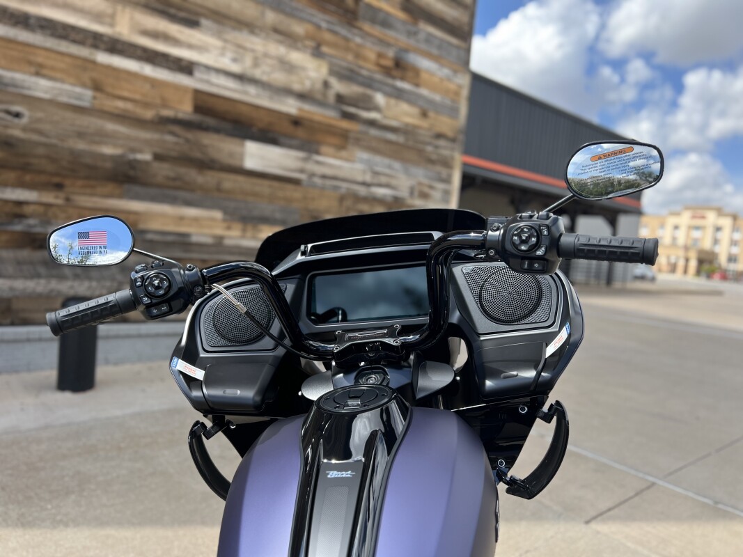 2025 Harley-Davidson Road Glide Purple Abyss Denim - Black Finish - Photo 10