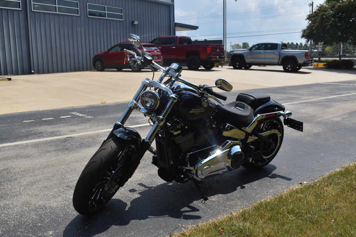 2025 Harley-Davidson Breakout - Photo 4