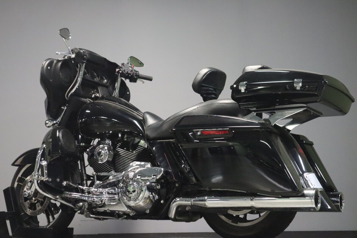 2015 Harley-Davidson Street Glide Special FLHXS - Photo 5