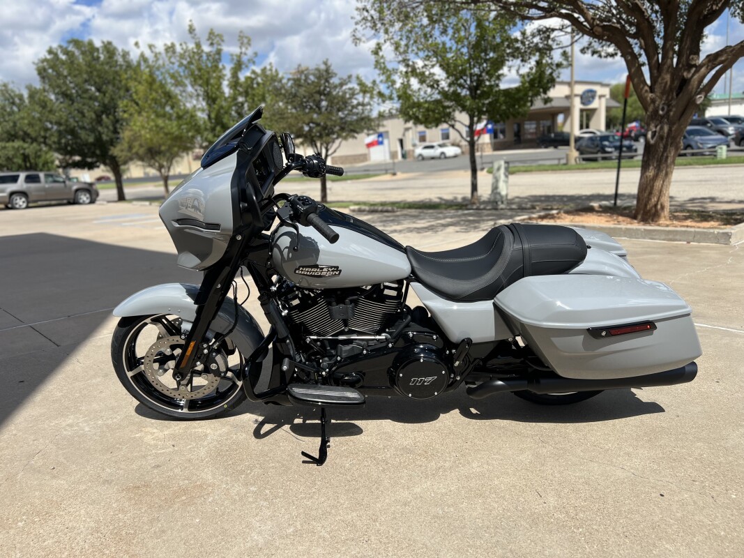 2025 Harley-Davidson Street Glide Billiard Gray - Black Finish - Photo 5