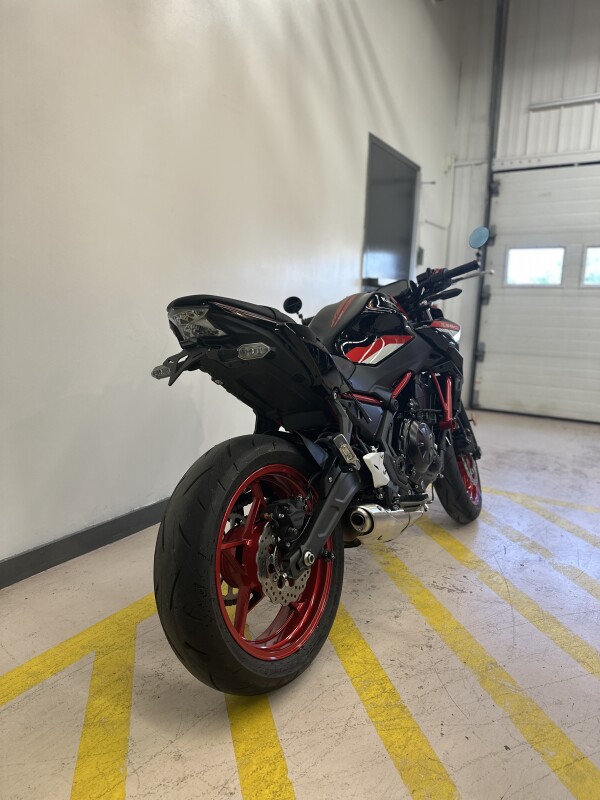 2024 Kawasaki Z650 ABS Candy Persimmon Red/Ebony - Photo 5