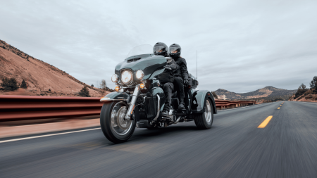 King Tour-Pak® Features on 2025 Harley-Davidson® Tri Glide® Ultra for Touring Fans Near Covington