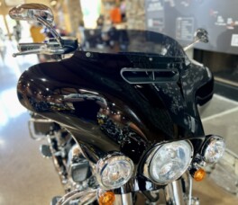 2017 FLHXS - Street Glide Special  thumb 1