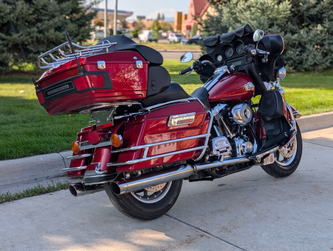 2008 Harley-Davidson Electra Glide Ultra Classic Candy Red Sunglo - Photo 3