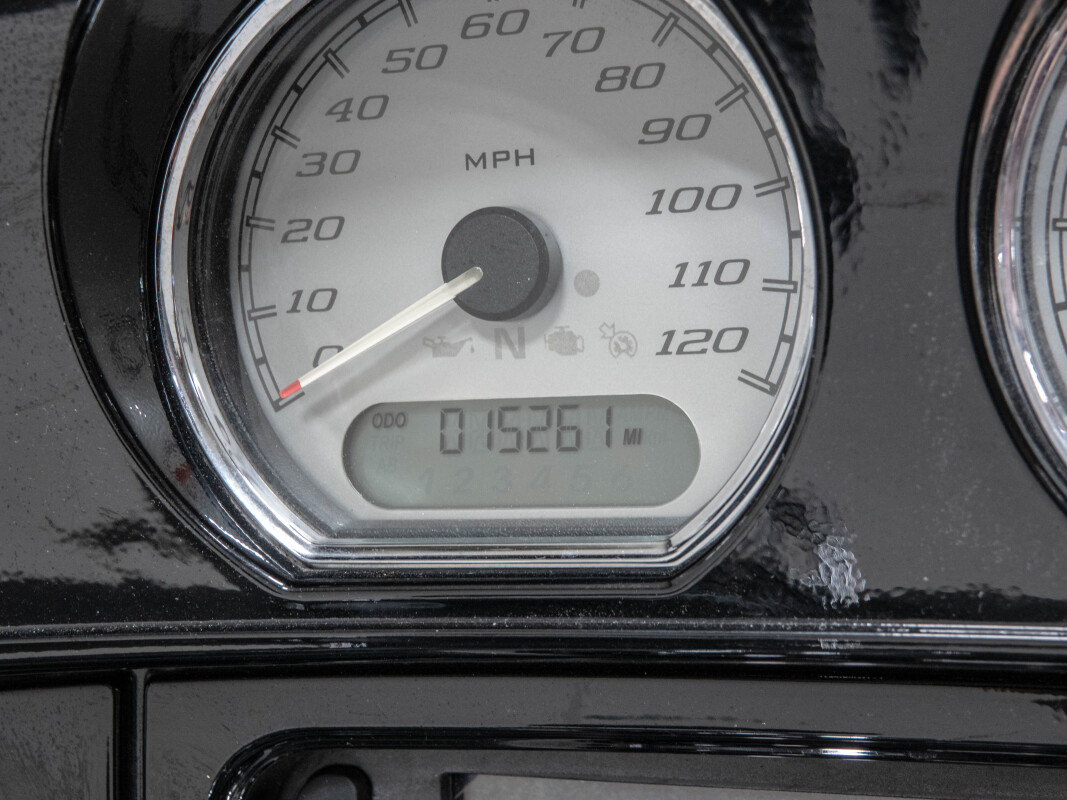 2015 HARLEY-DAVIDSON FLHXS STREET GLIDE SPECIAL in Deep Jade Pearl with 15261 miles - Photo 3
