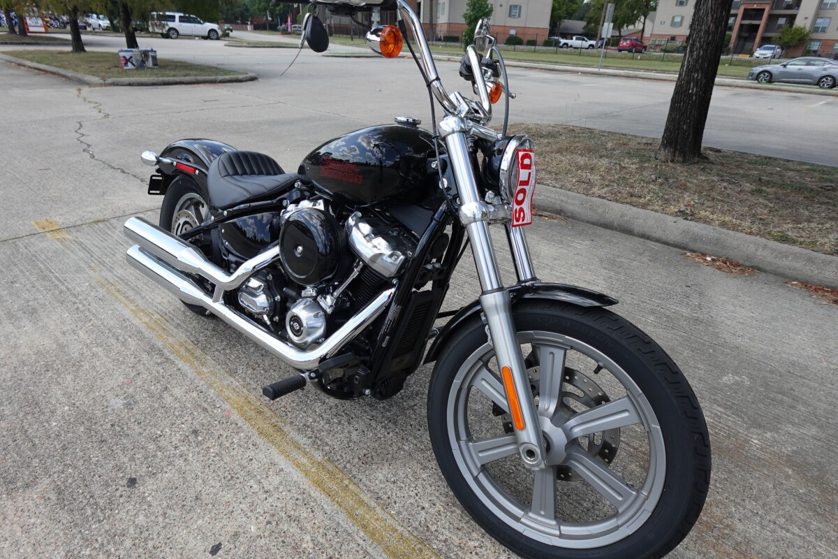 2024 Harley-Davidson Softail Standard FXST - Photo 2