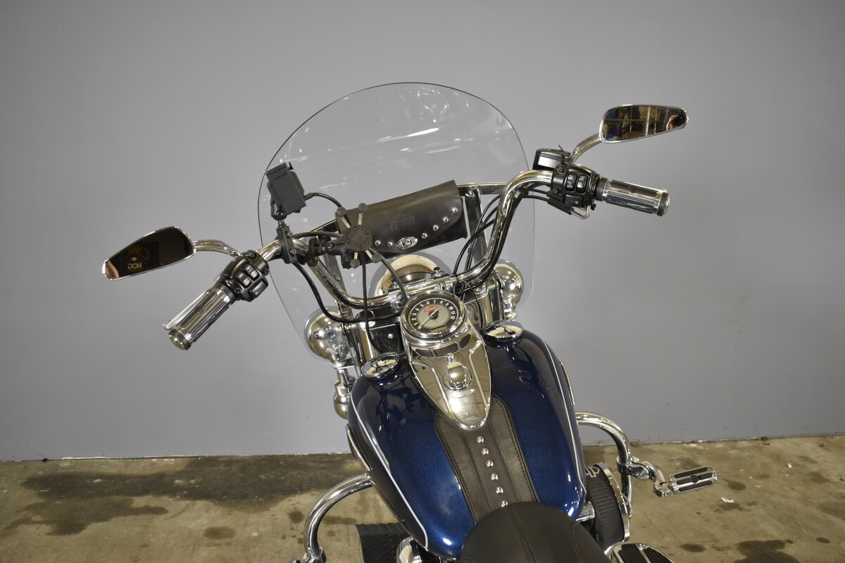 2012 Heritage Softail Classic 103 - Photo 8