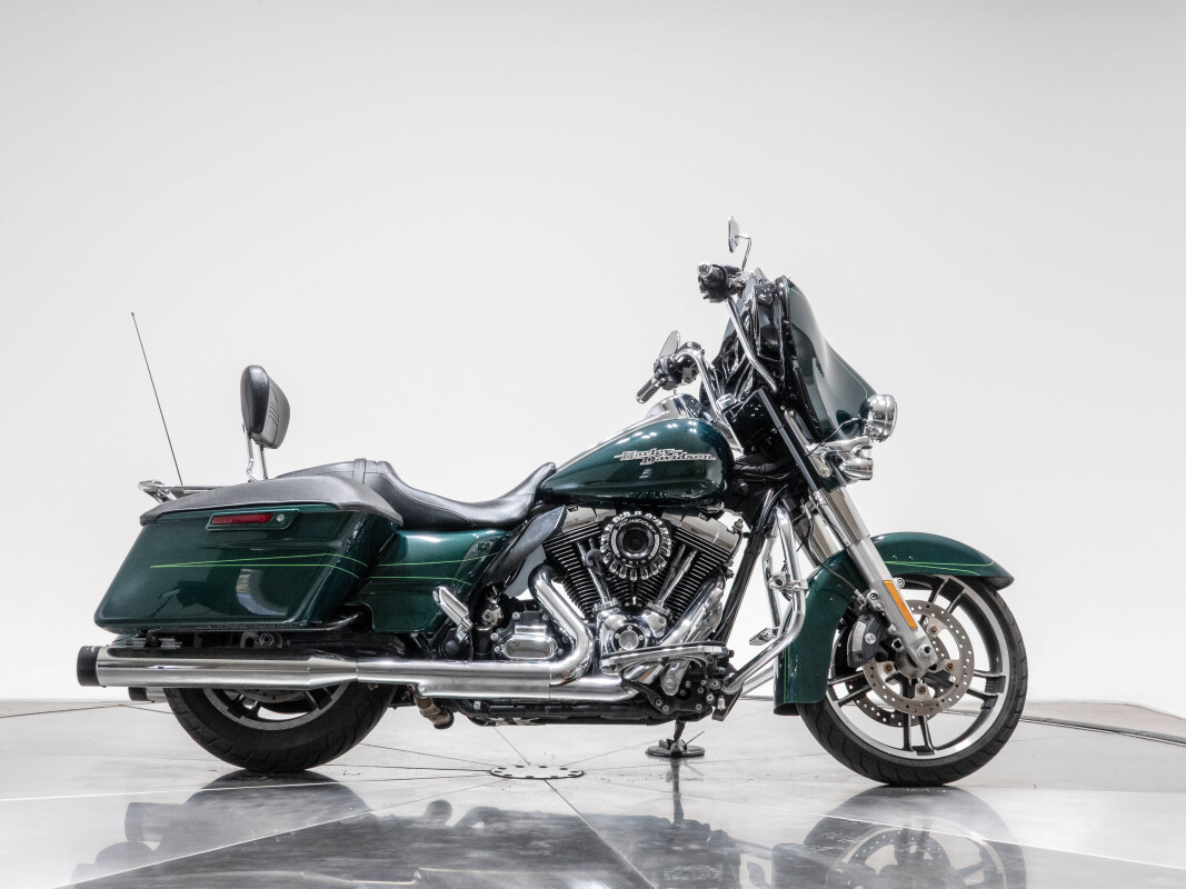 2015 HARLEY-DAVIDSON STREET GLIDE SPECIAL Used Motorcycle FOR SALE