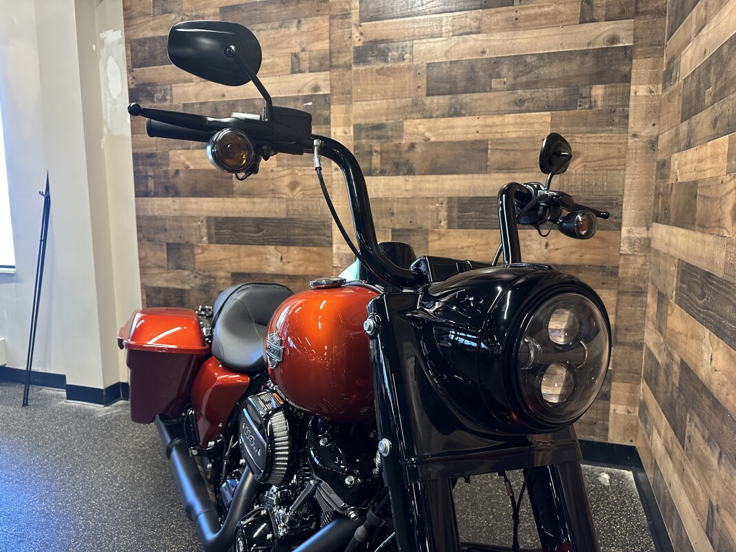 2025 Harley-Davidson Road King Special Whiskey Fire FLHRXS - Photo 10
