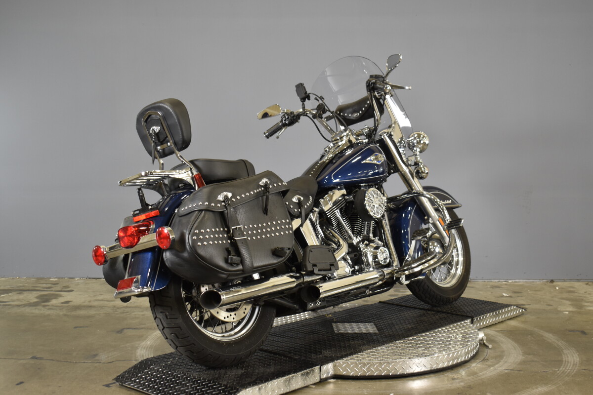 2012 Heritage Softail Classic 103 - Photo 9