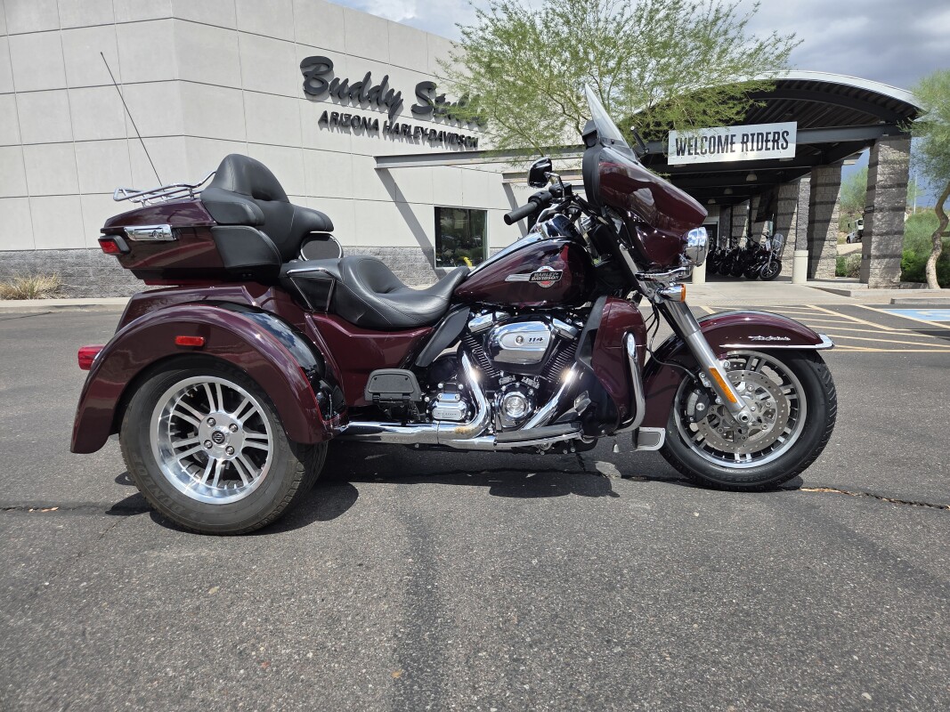FLHTCUTG 2022 Tri Glide Ultra