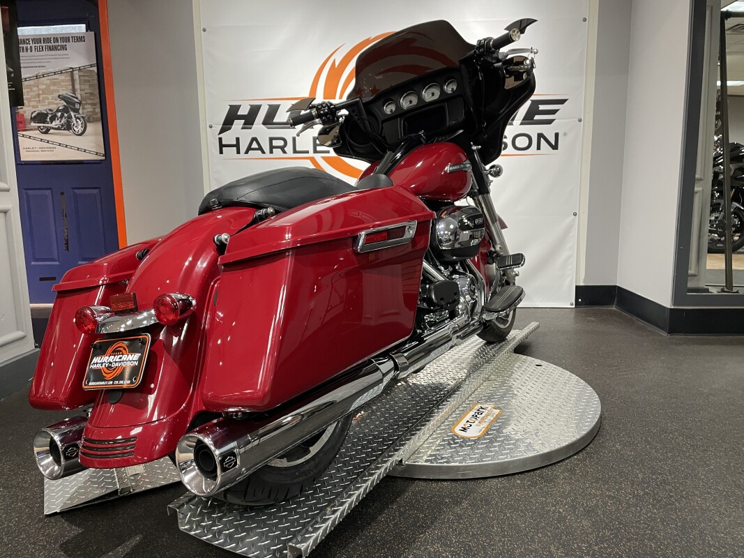 2021 Harley-Davidson Street Glide - Photo 8