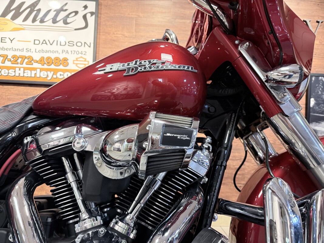 2018 H-D FLHX Street Glide 107ci - Photo 3
