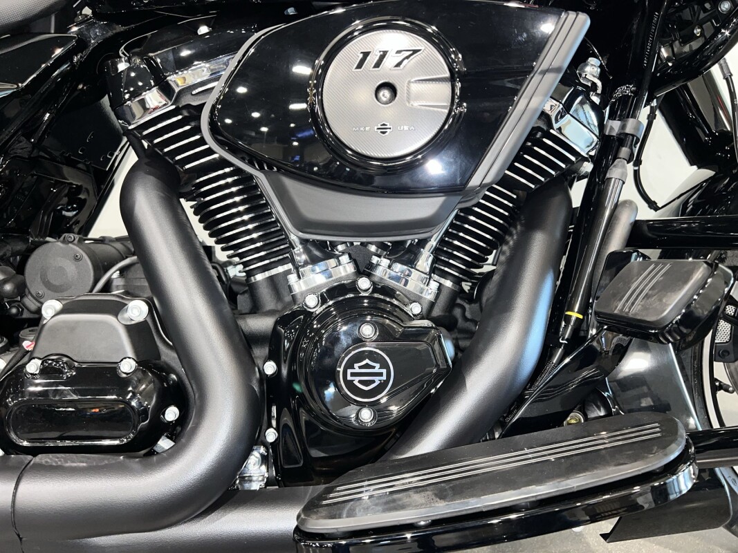 2025 Harley-Davidson Road Glide FLTRX - $29,949 - Photo 4