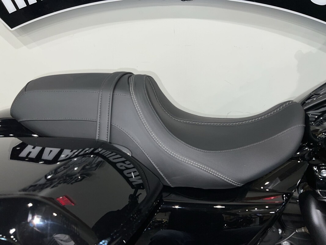 2025 Harley-Davidson Street Glide FLHX -$29,699 - Photo 6