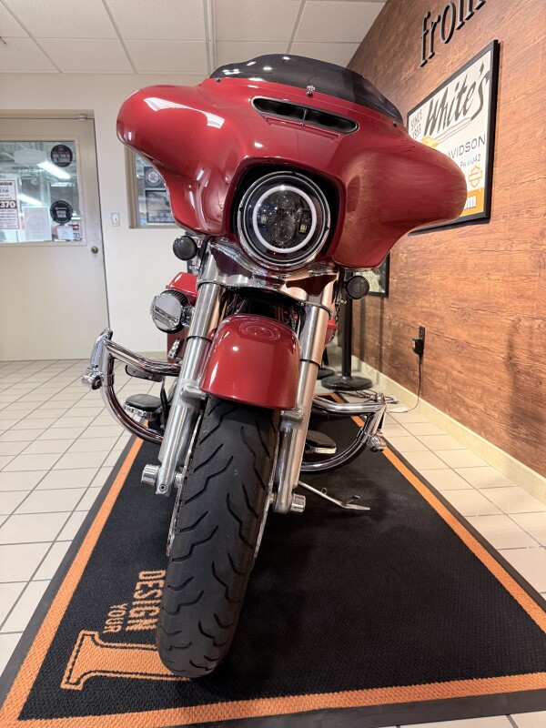 2018 H-D FLHX Street Glide 107ci - Photo 10