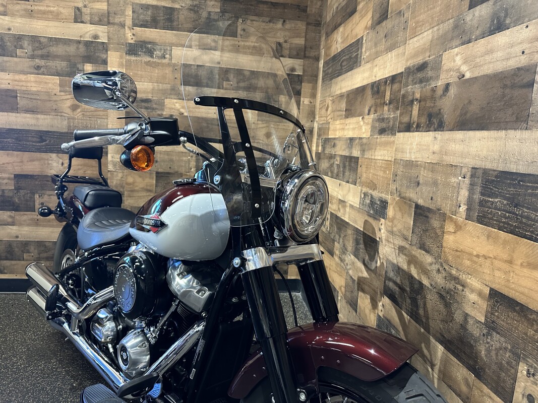 2021 Harley-Davidson Softail Slim Midnight Crimson & Stone Washed White Pearl FLSL - Photo 5