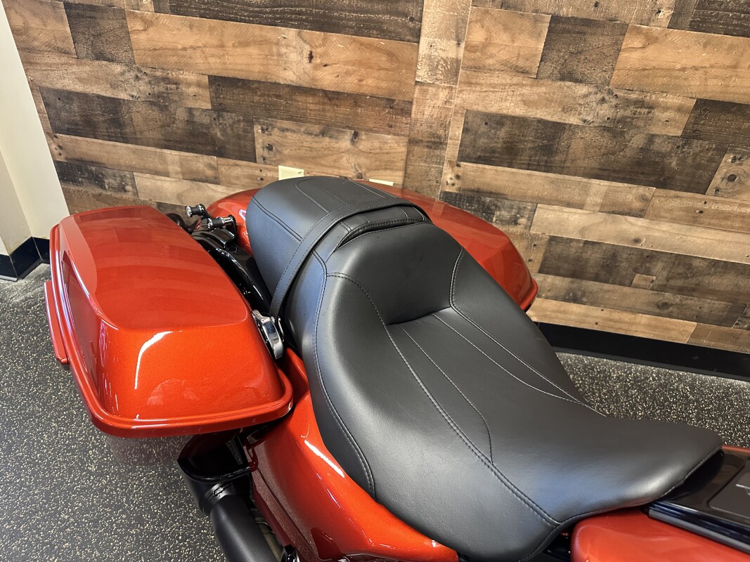 2025 Harley-Davidson Road King Special Whiskey Fire FLHRXS - Photo 9