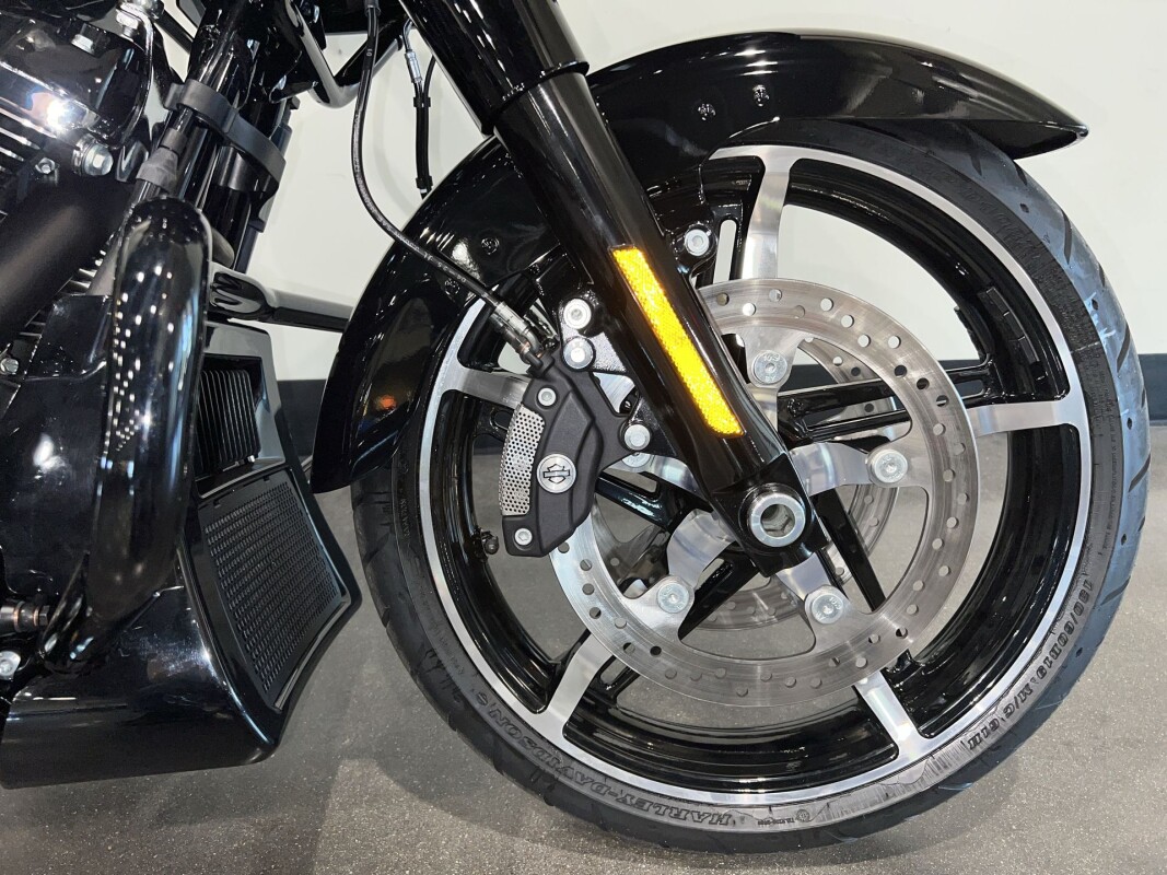 2025 Harley-Davidson Road Glide FLTRX - $29,949 - Photo 3