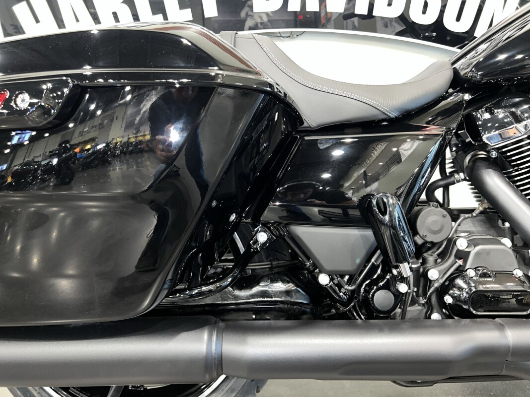 2025 Harley-Davidson Road Glide FLTRX - $29,949 - Photo 7