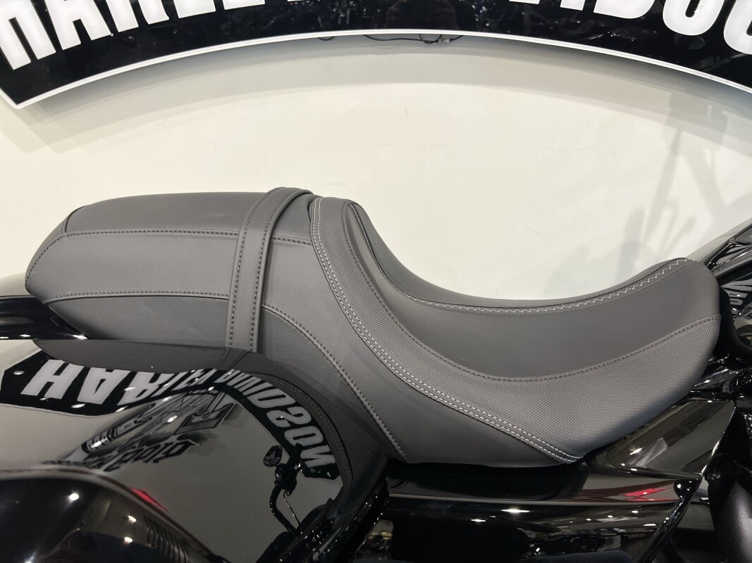 2025 Harley-Davidson Road Glide FLTRX - $29,949 - Photo 6